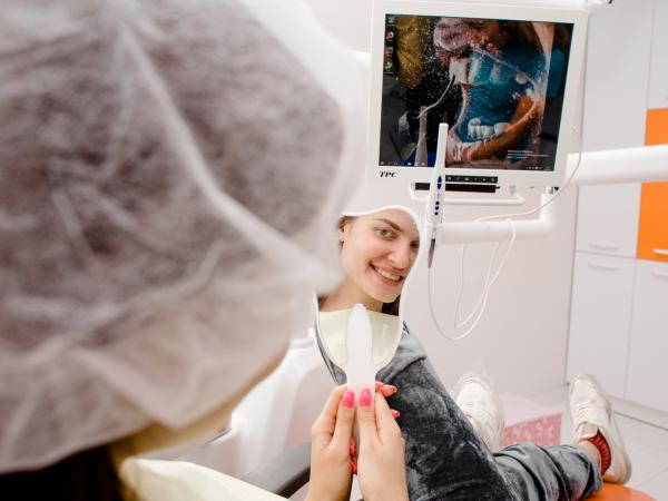 стоматологічна клініка південний