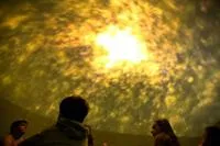 Фото — РОЗВАЖАЛЬНИЙ ЦЕНТР, У СВІТІ ОПТИЧНИХ ІЛЮЗІЙ