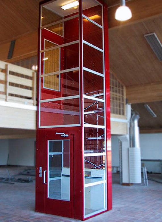 Коттеджный лифт бордовый