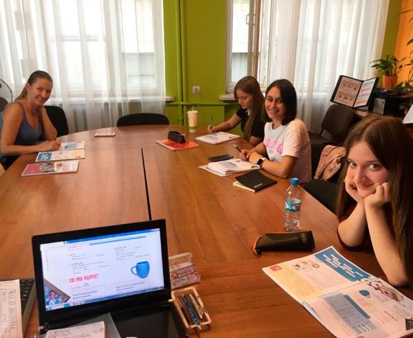 Англійська для дітей та підлітків