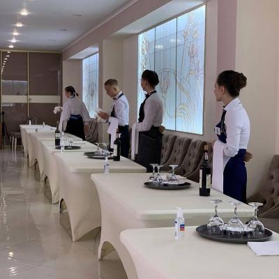 Курси офіціантів