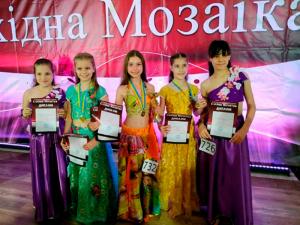 УРОКИ СХІДНОГО ТАНЦЮ ДЛЯ ПІДЛІТКІВ