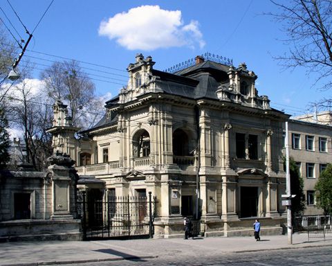 Палац з брамою (Сапєгів)