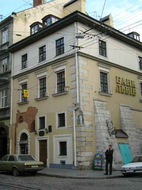 Жилой дом на ул. Русская, 2