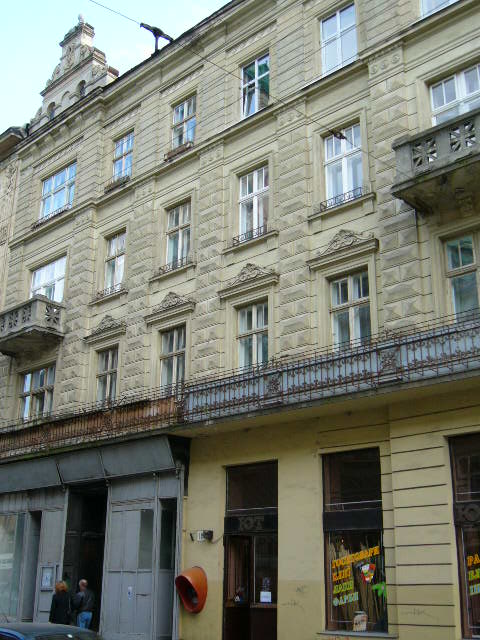 Жилой дом на ул. Русская, 18