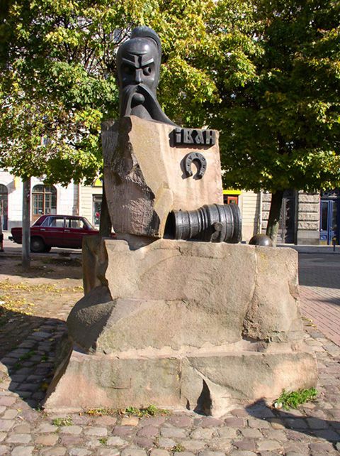 Фотографії пам'ятки Львова