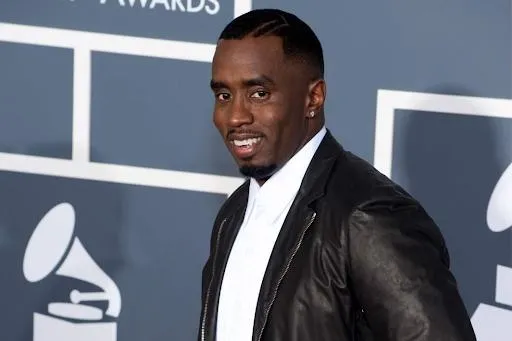 Скандал P. Diddy: что известно о «белых вечеринках» рэппера и почему его обсуждает весь TikTok Скандал P. Diddy: что известно о «белых вечеринках» рэппера и почему его обсуждает весь TikTok