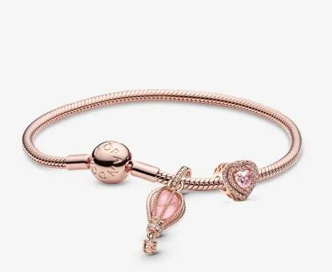 Почему браслеты на руку важная часть гардероба?