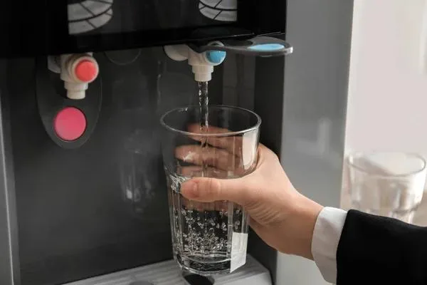 Настольный кулер