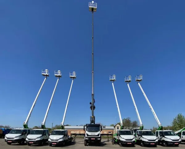 Автовишки з Італії та Південної Кореї допомагають обслуговувати та відновлювати енергетику України